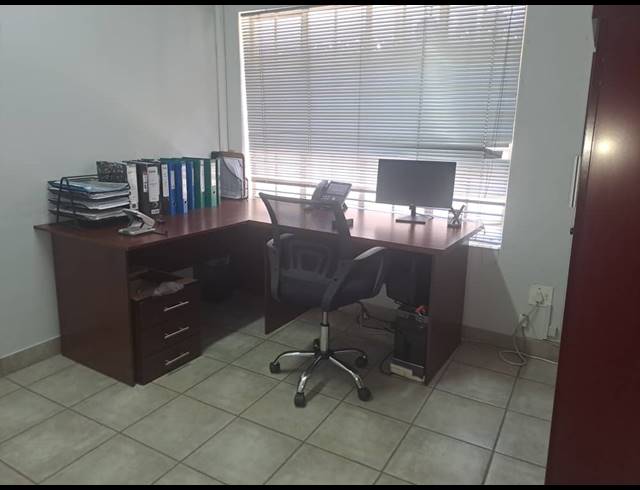 152M² OFFICE FOR SALE IN BO-DORP